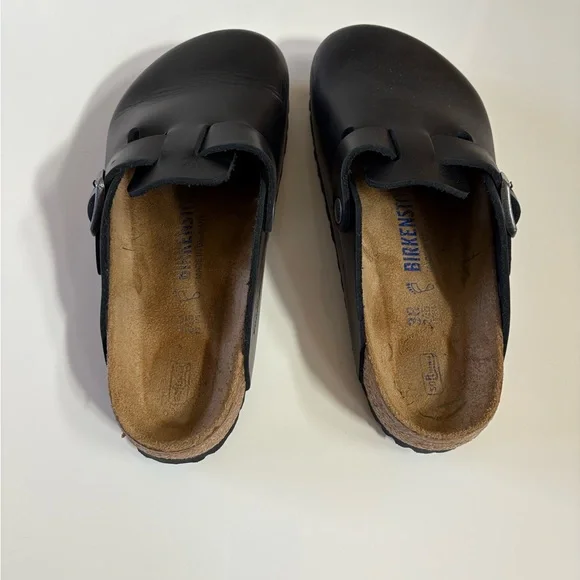 Birkenstock Boston Clogs in Black - Picture 5 of 8